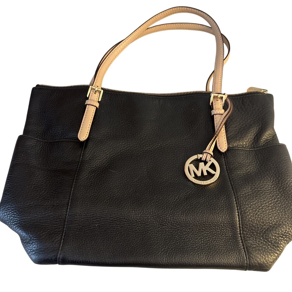 Women’s Michael Kors Black Leather Purse